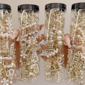 Баночка з прикрасами