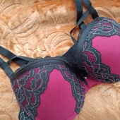 Бюстгальтер з мереживом 75 c