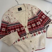 Крутезний кардиган з орнаментом