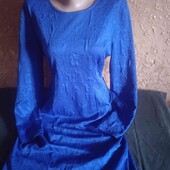 Фірмова класнюча сукня,але є міні нюансик,розмір М/L