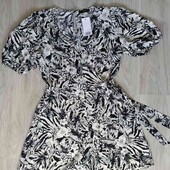 F&F брендовый стильный ромпер в цветочный принт размер S M