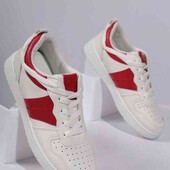 кросівки унісекс 37,41р на 24 та 26 см