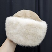 Шапка тренд казачка молочного кольору боярка норкова фірмова