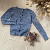 Кофтинка на кнопках у горошок у блакитному кольорі