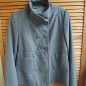 Стильне, фірмове коротеньке пальто (L//)