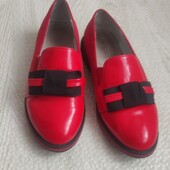 Шкіряні лаковані червоні туфлі 19,5 см