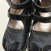 Ортопедичне взуття для дівчинки