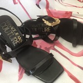 Босоніжки 39р Versace Couture