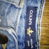 Широкие фирменные джинсы