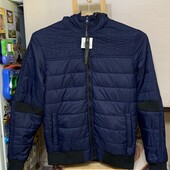 Нова тепла фірмова легенька куртка Mo Casual !