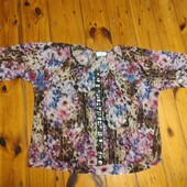 Нарядна літня блузка, великій розмір.