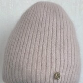 Шапка тёплая зимняя. Ангора. Почти новая