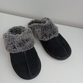 Теплющие кожаные тапочки на теплом меху. р 39( 25-25,5см)
