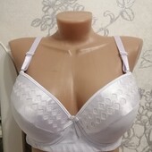 Новий! Красивий бюстгальтер на кісточках пуш-ап 95С