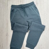 Primark.Спортивні штани для хлопчика 134 см (8-9 років)