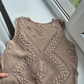 Класна, актуальна безрукавка ✨