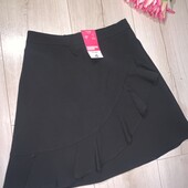 Нова з біркою.Спідниця на 9-10років.