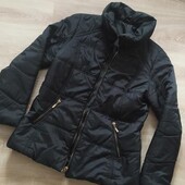Ідеальний стан. Куртка на синтепоні жіноча