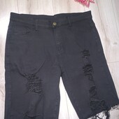 В ідеалі.Джинсові стрейчеві шорти рванки розмір XL.