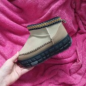 Угги жіночі вишиванка