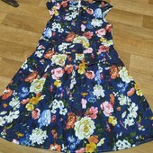 новенька гарненька сукня