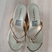 Шлепки з камінцями рр 37 (23,5-24 см.)