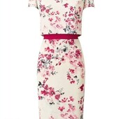 Очень красивое платье р-р 16