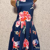 Красивое платье р-р М