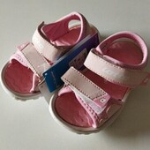 Сандалі,босоніжки для дівчинки lotto 25р