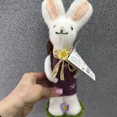 264. Великодній декор з вовни