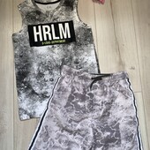 Відмінний стан.Комплект речей на 9-10років.