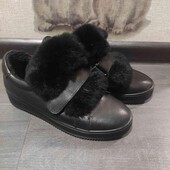 Тепле шкіряне взуття р.37