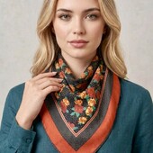 Яскрава шифонова хустка 80 на 80 см, Італія