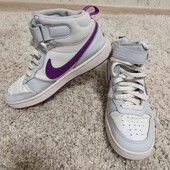 Nike ( оригінал), шкіра