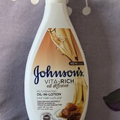 Питательный лосьон для тела Jonnson's vita rich oil-in-lotion 400мл