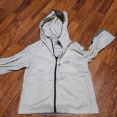 Детская ветровка Zara для мальчика в идеальном состоянии.