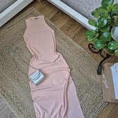 Базова сукня в рубчик без рукавів, без дефектів ✨