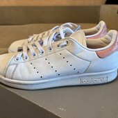 Кросівки оригінал Adidas шкіряні розмір 38